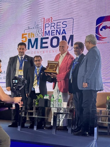 Βράβευση Καθ. Ι. Παλλήκαρη στο Middle East - 5th MEOM International Conference, Dubai